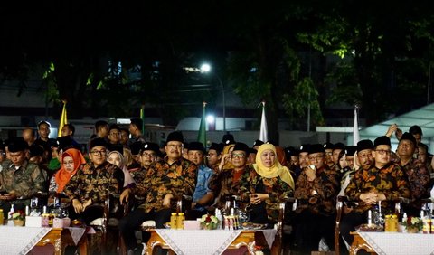 Menurutnya, kemeriahan pembukaan menunjukkan semangat dan antusiasme warga Kota Pasuruan menyambut perhelatan MTQ. <br>