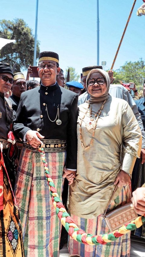 Secara otomatis Fery menjadi bakal calon ibu negara. Tidak lama lagi dia akan sibuk menemani sang suami kampanye ke wilayah-wilayah di Indonesia.