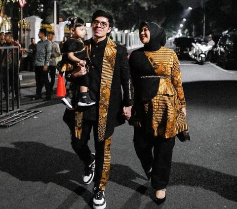 Momen Ameena Bikin Jokowi Gemas, Ikut Catwalk sama Atta Aurel di Acara Istana Berbatik