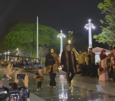 Momen Ameena Bikin Jokowi Gemas, Ikut Catwalk sama Atta Aurel di Acara Istana Berbatik