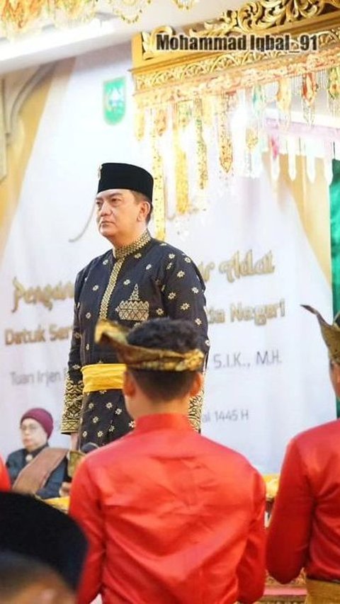 Iqbal pun mengungkapkan rasa syukurnya atas anugerah dan gelar adat yang diberikan untuknya. Ia juga berterima kasih atas kesempatan berharga tersebut. <br>