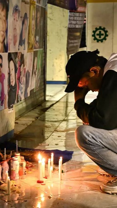 Setahun Pasca Tragedi Kanjuruhan, Tangis Keluarga Korban Pecah Tuntut Para Pelaku Dihukum Berat