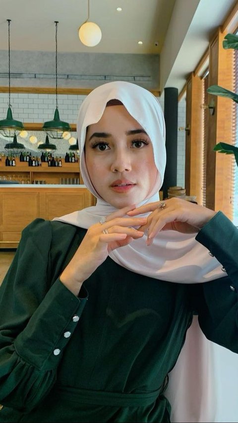Married to Shireen Sungkar's Sister and Only Lasted 4 Months, Here's the Latest News on Yofina Pradani Now