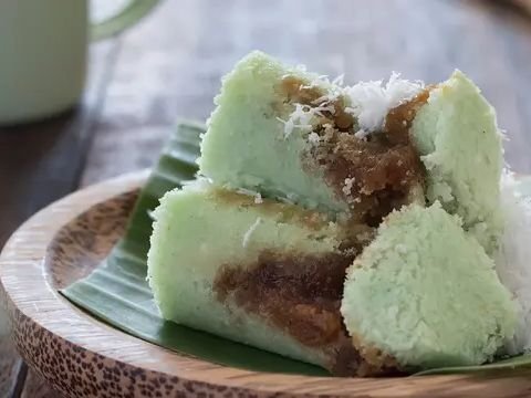 Viral Pedagang Putu Kenakan Jam Tangan Mahal Harganya Capai Rp500 Juta Lebih, Diduga Penyamaran Intel