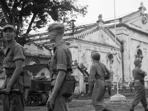 Melihat Kejamnya Tentara KNIL di Tahun 1948, Todongkan Senjata pada Warga Indonesia Bikin Ketar-Ketir