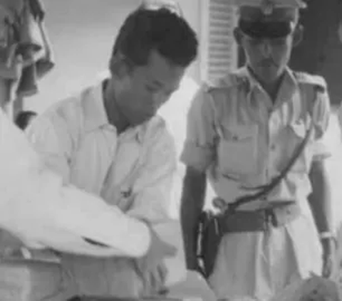 Dalam Maklumat Wakil Presiden Mohammad Hatta tanggal 3 November 1945, pemerintah sebenarnya ingin menggelar Pemilu untuk memilih anggota DPR dan MPR Januari 1946.