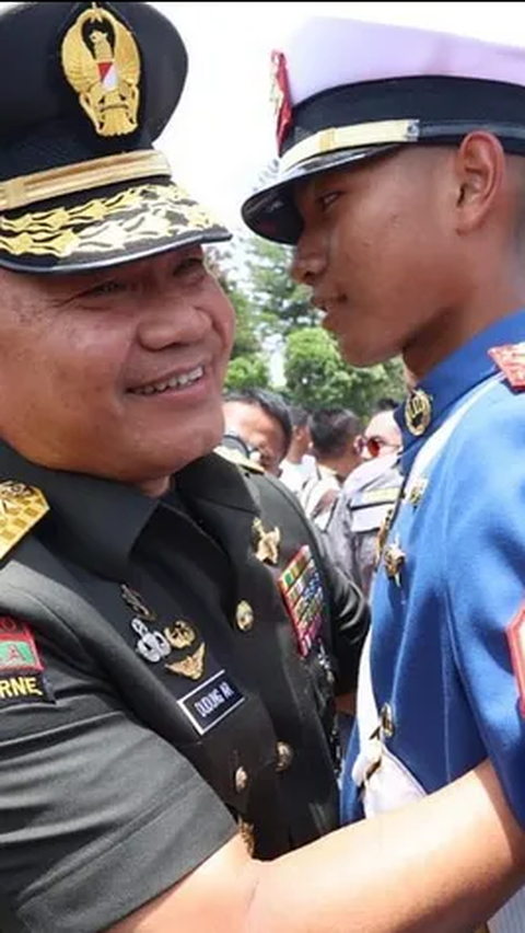 Berusaha Ikuti Jejak Sang Ayah, Anak Bungsu Jenderal Dudung Abdurachman Akhirnya Lolos Akmil<br>