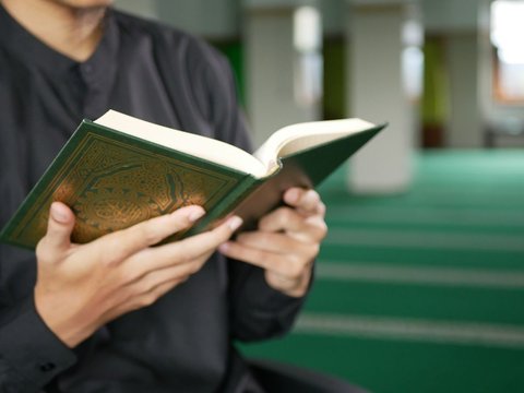 5 Doa Agar Dimudahkan Menghafal Al-Quran dan Selalu Tersimpan dalam Ingatan