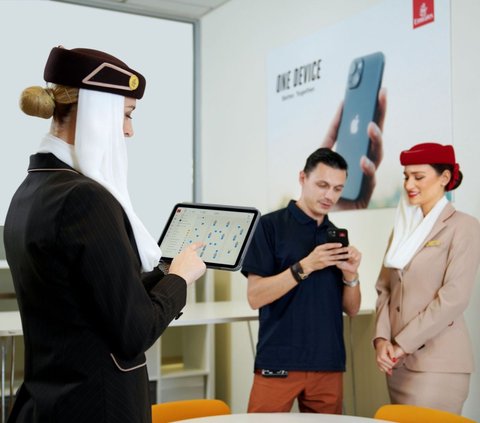 The Pleasure of Being an Emirates Cabin Crew, 20 Thousand iPhone 13 and iPad Distributed for Free