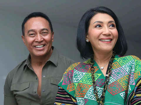 Portrait of Andika Perkasa Inviting Wife Diah Erwiany to Watch 'Big Plan'