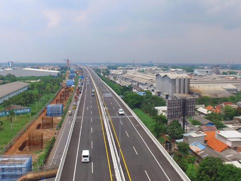 Viral 21 Mobil Alami Pecah Ban 'Massal' di Tol MBZ, Ini Tanggapan Jasamarga