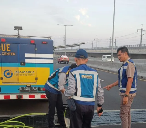 Viral 21 Mobil Alami Pecah Ban 'Massal' di Tol MBZ, Ini Tanggapan Jasamarga