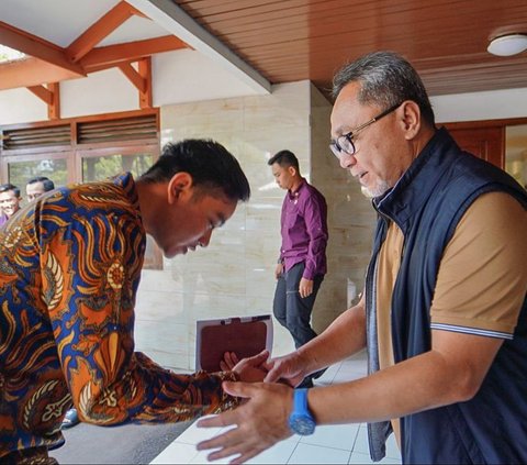 Zulfikli Hasan Pajang Foto Momen Bertemu Gibran Rakabuming: 'Bismillah Mas Wali'