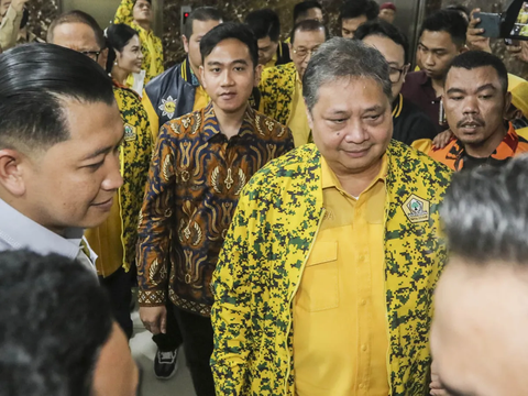 Gibran Bakal Jadi Kader Golkar, Airlangga: Sudah Komunikasi dengan PDIP