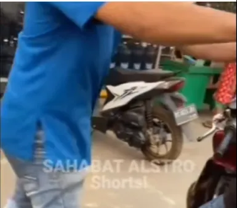 Belanja Ke Supermarket Pria Ini Gak Mau Bayar, Saat Ditagih Malah Menunjukan Kartu Ormas