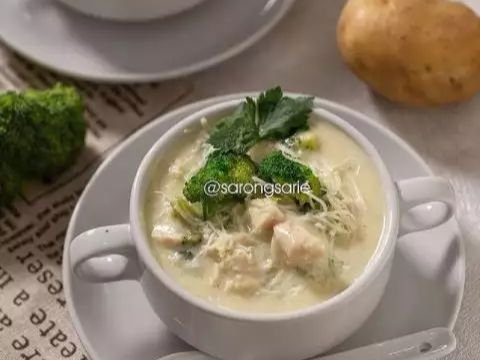 5. Sup Brokoli Krim Kentang
