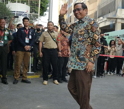 FOTO: Momen Ganjar dan Mahfud MD Jalani Tes Kesehatan di RSPAD Gatot Subroto, Libatkan 50 Dokter Spesialis