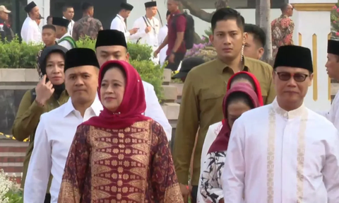 Acara Hari Santri: Puan Langsung Menuju ke Panggung, Prabowo hingga Erick thohir Sambut Presiden Jokowi