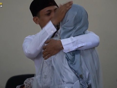 Momen Pelaku Curanmor Lakukan Akad Nikah di Polsek Sukolilo Surabaya, Tak Kuasa Tahan Tangis
