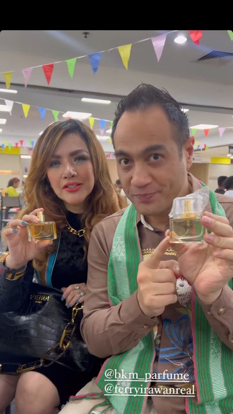 Terlihat Romantis Barbie Kumalasari dengan Ferry Irawan, Netizen 'Cocok Banget Semoga Cepat ke Pelaminan'