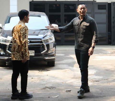 FOTO: Gibran dan AHY Kompak Bungkam Usai Gelar Pertemuan Tertutup