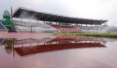 Bola.com berkesempatan mengunjungi Stadion Si Jalak Harupat pada Sabtu (21/10/2023).