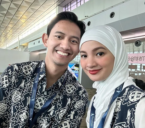 Hamil 5 Bulan, ini Potret Cantik Sabrina Anggraini Tampil dalam Balutan Busana Hijab saat Umrah ke Tanah Suci Bersama Suami