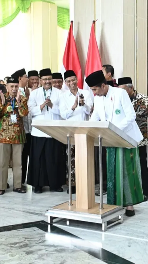 Jokowi Harap Rumah Sakit Islam Surabaya A. Yani Cetak Tenaga Kesehatan Terampil dan Profesional