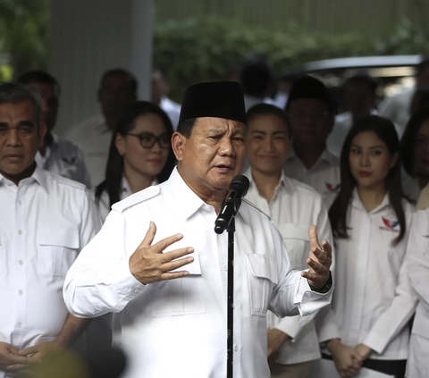 Head to Head Survei LSI: Prabowo Ungguli Ganjar dan Anies