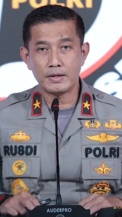 Di Balik Kesuksesan Jenderal Bintang 2 Polri ini, Ada Sosok Wanita Cantik yang Janjinya Luar Biasa