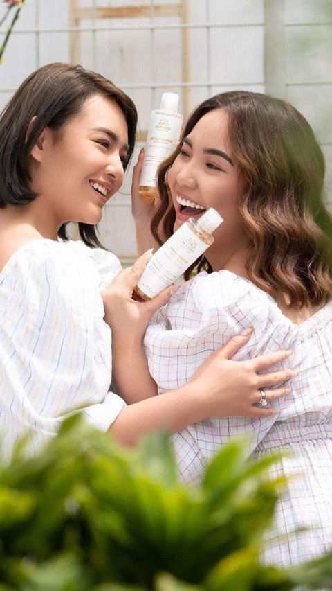 Berdarah Spanyol, 10 Foto Angelica Manopo Yang Jadi Beauty Influencer