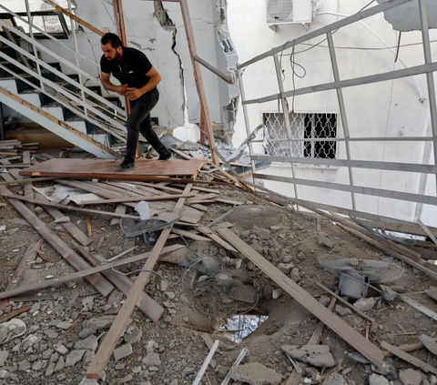 FOTO: Kondisi Masjid di Tepi Barat yang Dibom Israel, Hancur Berantakan dan Diklaim Zionis Markas Hamas