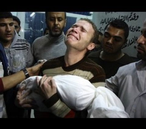 16 Tahun Nantikan Buah Hati, Pria Ini Harus Rela Kehilangan 4 Bayi Kembar dan Istri yang Tewas Dibom Israel