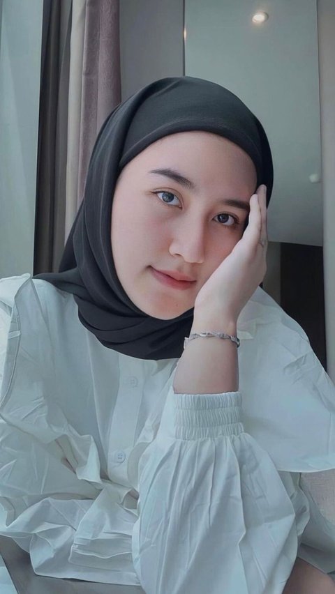 Potret Cantik Bripda Kirana Pakai HIjab HItam, Pesona Bidadarinya Bikin Meleleh!<br>