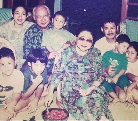 Cantik Sejak Dulu, Intip Deretan Potret Lawas Titiek Soeharto Mantan Istri Prabowo dan Ibunya