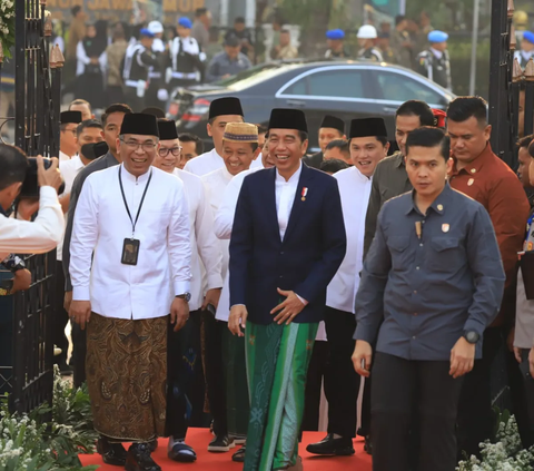 Presiden Joko Widodo atau Jokowi akan melakukan reshuffle atau perombakan kabinet pekan ini. Namun, Jokowi tak mengungkapkan tanggal pasti reshuffle akan dilakukan.