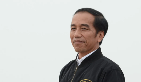Jokowi menyebut bakal melantik Menteri Pertanian definitif. Pos kementerian tersebut memang kosong pasca Menteri Pertanian Syahrul Yasin Limpo mengundurkan diri karena tersangkut kasus korupsi.<br>