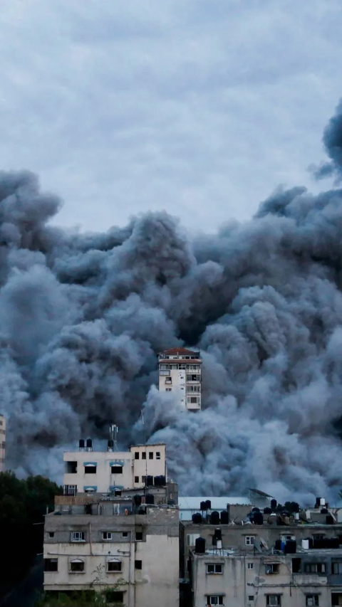 Hingga hari ini Israel terus membombardir Jalur Gaza selama lebih dari dua pekan, sebagai balasan atas serangan mendadak Hamas ke Israel pada 7 Oktober.