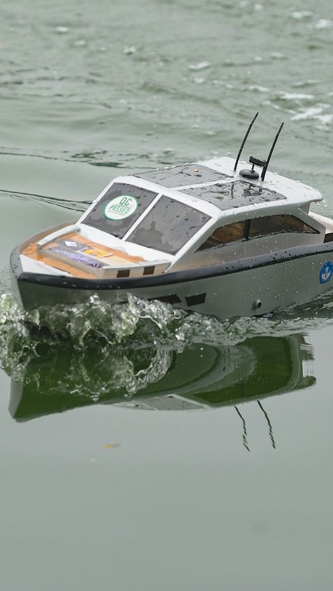 Kontes Kapal Cepat Tak Berawak Nasional (KKCTBN) merupakan kompetisi inovasi teknologi desain, pembuatan prototype, dan performa prototype di bidang teknologi perkapalan-maritim.