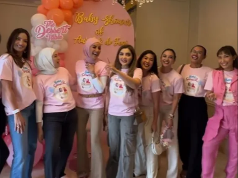 Aurel Hermansyah Dapat Surprise Baby Shower dari Geng Cendol, Begini Ekspresinya