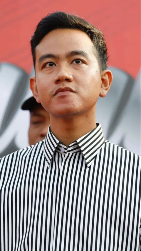 Gibran Rakabuming Raka merupakan putra sulung dari Presiden Jokowi.