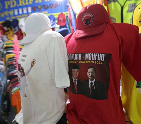 FOTO: Baju Atribut Capres dan Cawapres Mulai Ramai Diburu Jelang Pilpres 2024