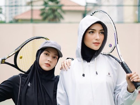 Adu Gaya Citra Kirana VS Natasha Rizky saat di Lapangan Tenis