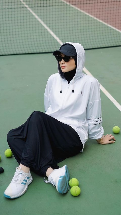 Ciki admits to liking the sports fashion collection from Natasha Rizki's brand.