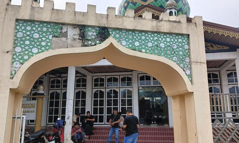 Maling Terniat, Pintu Toilet Wanita di Masjid Digondol