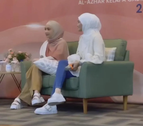 Potret Cantik dan Bikin Pangling Nagita Slavina Berhijab Jadi Pembicara di Sekolah