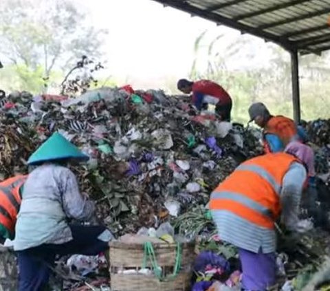 Sampah Ditukar dengan Sembako, Ibu-Ibu di Cilacap Terapkan Cara Kreatif Ini untuk Kelola Sampah