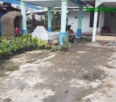 Foto-Foto Rumah Betrand Peto di NTT, Sederhana Ada Makam Kakek Buyutnya