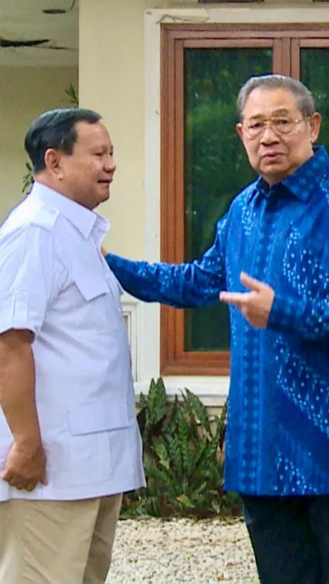 Prabowo Hormat Gagah Temui SBY Pagi-Pagi Jelang Daftar ke KPU Bareng Gibran