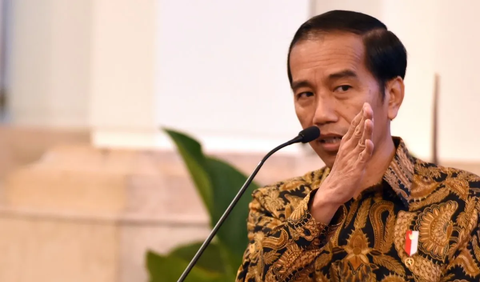 Tulisan Denny Siregar itu lalu dikomentari oleh akun yang mengaku relawan Bara JP. Salah satu relawan pendukung Jokowi lainnya.<br>